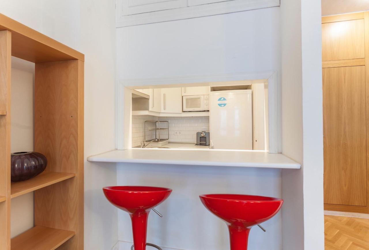 Apartamento Barquillo Duplex En Madrid Luaran gambar